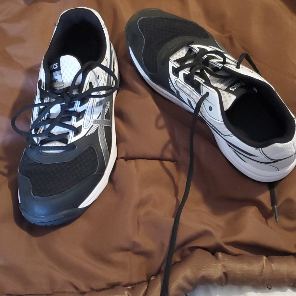 Asics womens shoe